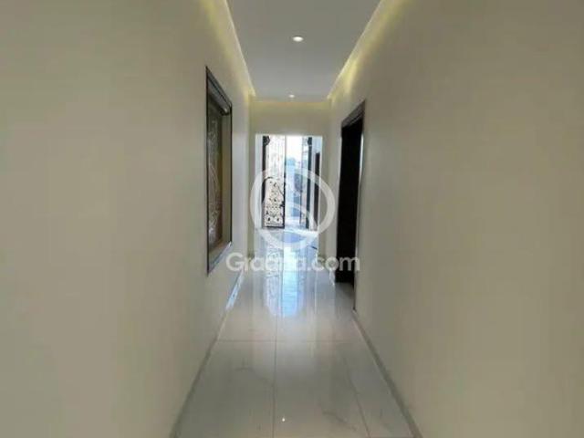1 Kanal House for Sale