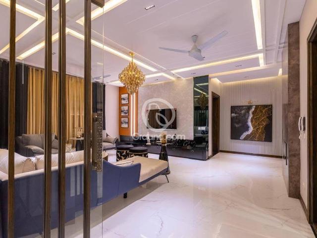 1 Kanal House for Sale