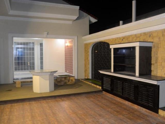 1 Kanal House for Sale