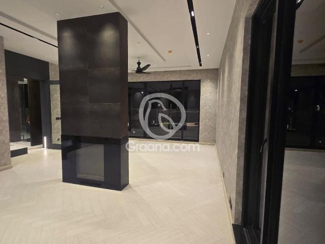 1 Kanal House for Sale