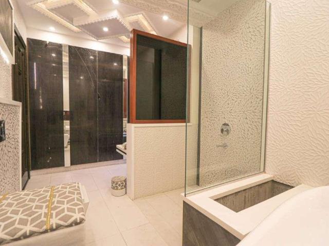 1 Kanal House for Sale