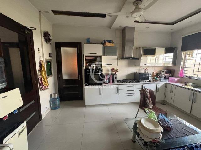 1 Kanal House for Sale