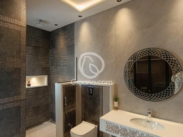 1 Kanal House for Sale