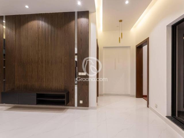 1 Kanal House for Sale