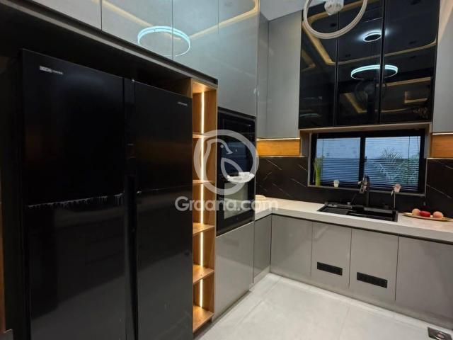 1 Kanal House for Sale