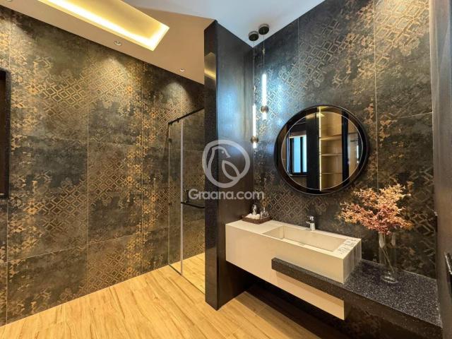 1 Kanal House for Sale