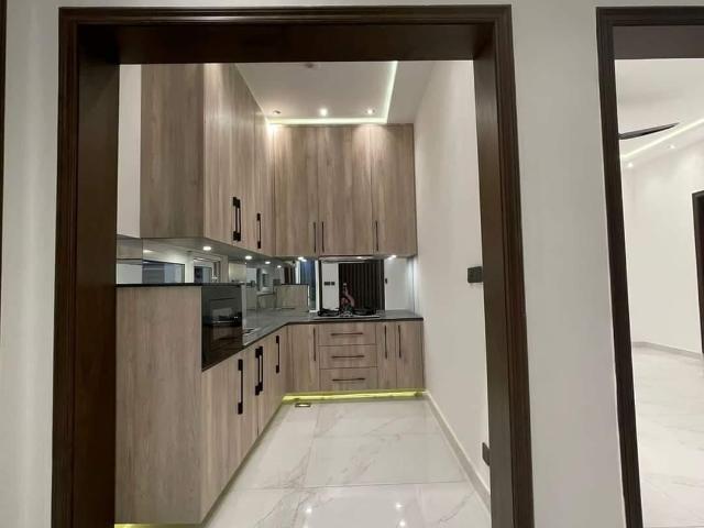 1 Kanal House for Sale