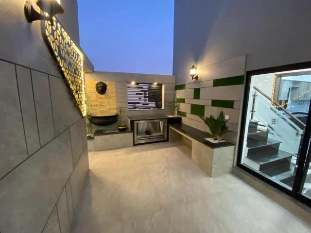 1 Kanal House for Sale