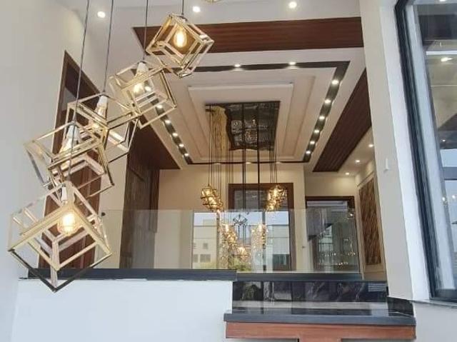 1 Kanal House for Sale