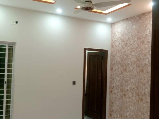 1 Kanal House for Sale