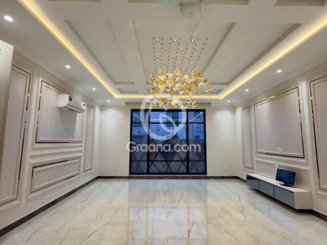1 Kanal House for Sale