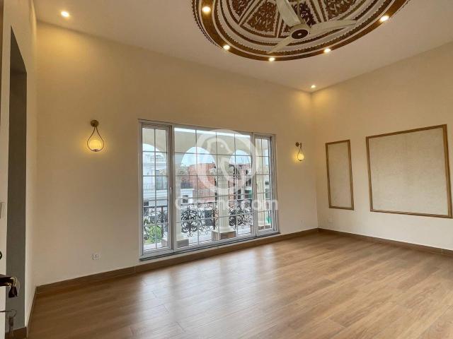1 Kanal House for Sale
