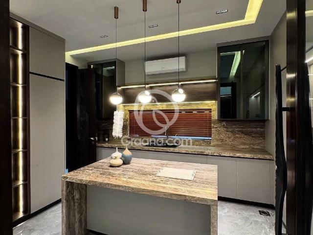 1 Kanal House for Sale