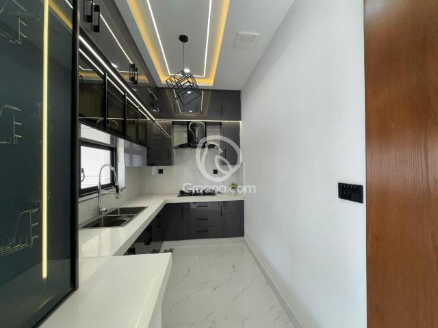 1 Kanal House for Sale
