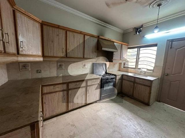 1 Kanal House Ground Portion Available Law Available With Gass Available