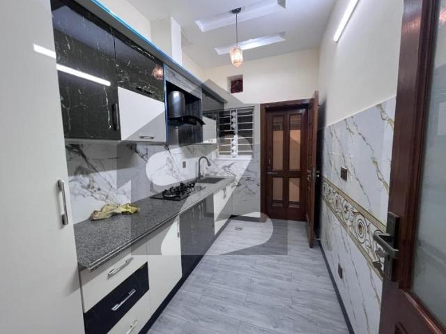 1 Kanal House In Central E 11 For rent E 11