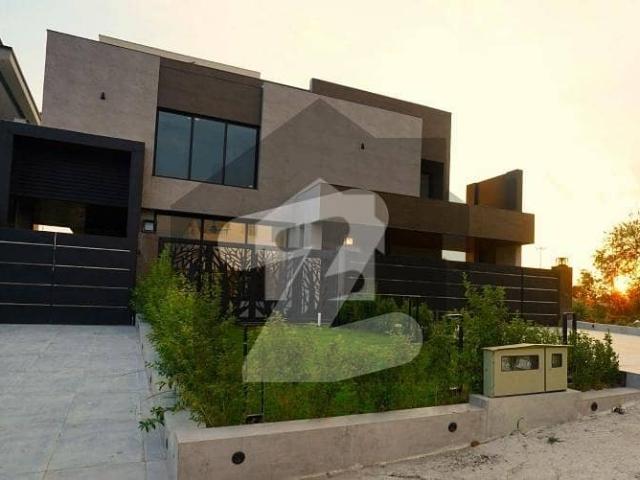 1 Kanal House In D 12 Is Available For Rent