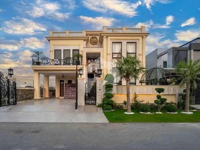 1 Kanal House In DHA Phase 7 Is Available
