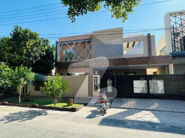 1 kanal house prime location for sale valencia block b