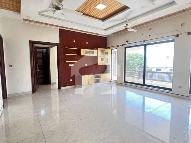 1 Kanal House Upper Portion Available For Rent In G 11 Islamabad