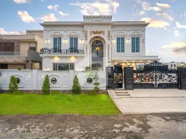 1 Kanal House + 1 Kanal Lawn In Dha Phase 6 Brand New House At Very Reasonable Price