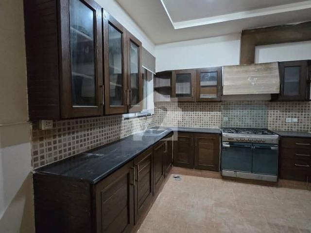 1 Kanal House