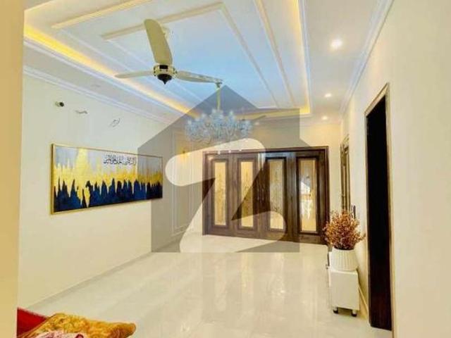 1 Kanal Ideal House Garden Town