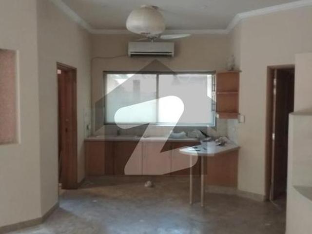 1 Kanal Independent House At Prime Location Muslim Town