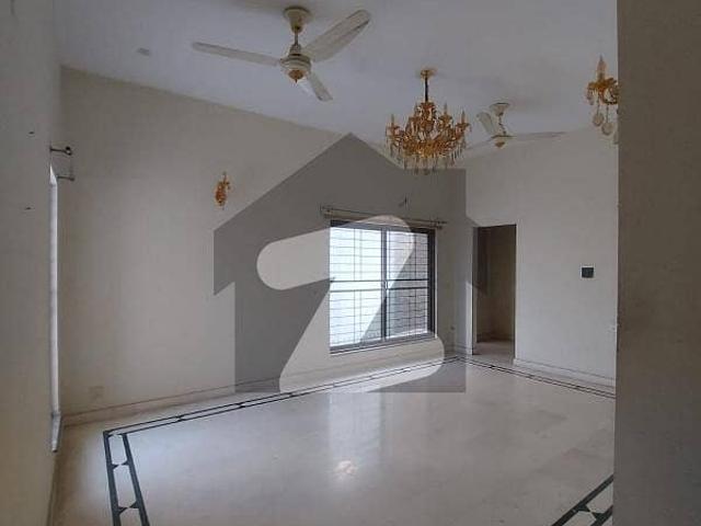 1 kanal Independent Upper Portion For Rent