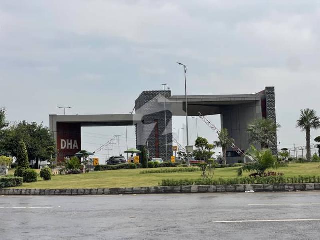 1 Kanal Investors Price Plot For Sale In Sec F1 In DHA Phase 5 Islamabad > Direct Deal With Owner