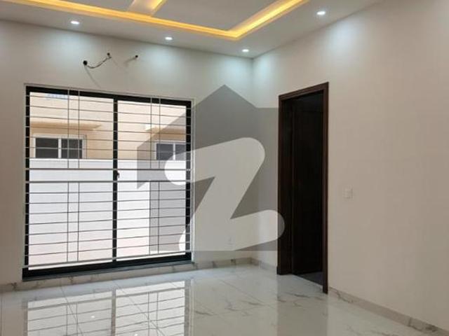 1 Kanal Luxurious House Available For Sale State Life Phase 1 Block E