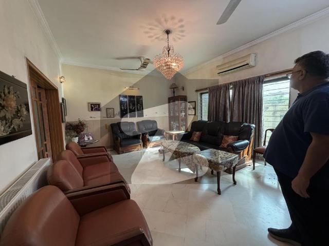 1 Kanal Luxury Corner House for Sale Main Road, Chaklala Scheme 3, Rawalpindi Chaklala Scheme 3