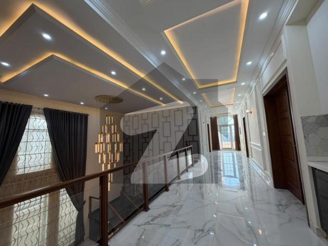 10 House Avaliable For Rent 5 Bed Accommodation 2 American Kitchen 1 Servent Two Species TV Lounge Available For Rent In Bahria Enclave Prime Location Near To Market Park Masjid. Bahria Enclave