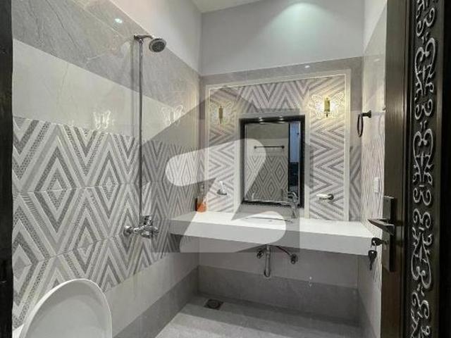 1 Kanal luxury Designer house Available for rent in Soan Garden