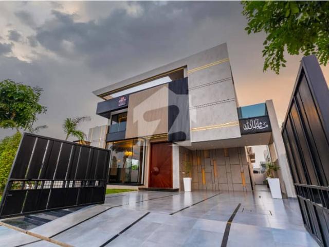 1 Kanal Luxury House With Basement For Sale In DHA Phase 8, Lahore Prime Location
