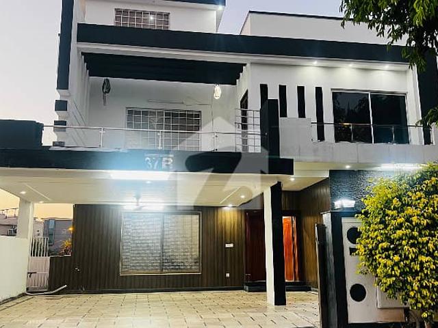 1 Kanal Luxury House with Basement for Sale Sector C, Road 5B, Bahria Enclave Islamabad