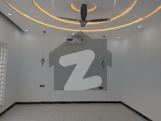 1 Kanal luxury House Available For Rent in Bahria Town Phase 8 Block A