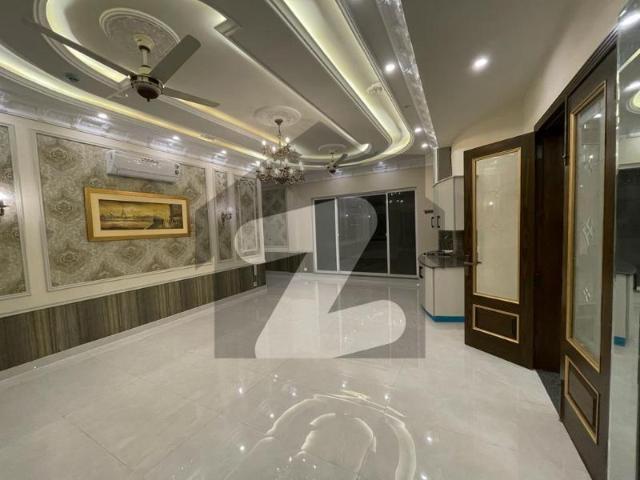 1 Kanal Luxury House for Sale in DHA Phase 6 Furnished Master Bedroom + Servant Quarters | 10.50 Cr DHA Phase 6