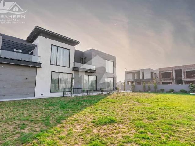 1 kanal lawn plus 1 kanal brand new ultra modern fully furnished luxury villa for sale in phase 6 near to raya