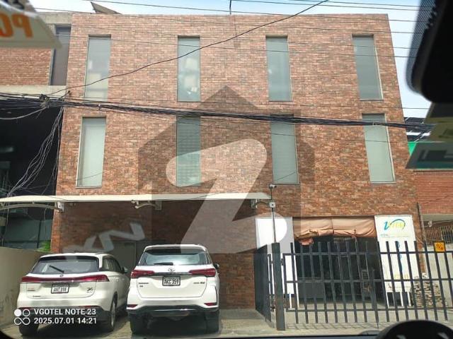 1 Kanal Lifetime Commercial Building For Sale G3 Block