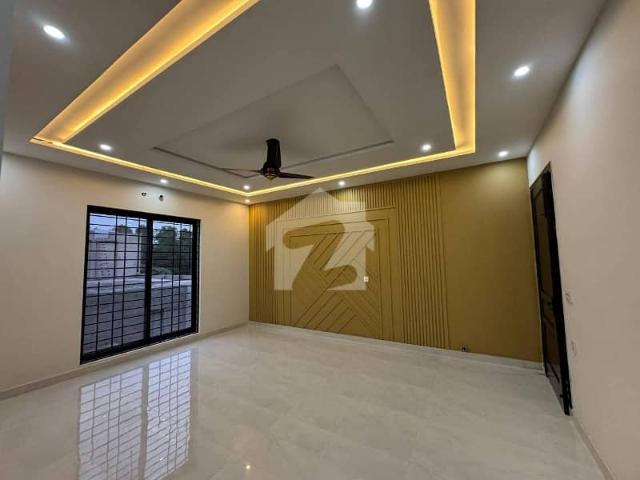 1 Kanal Like A New Full House For Rent In NFC Phase 1