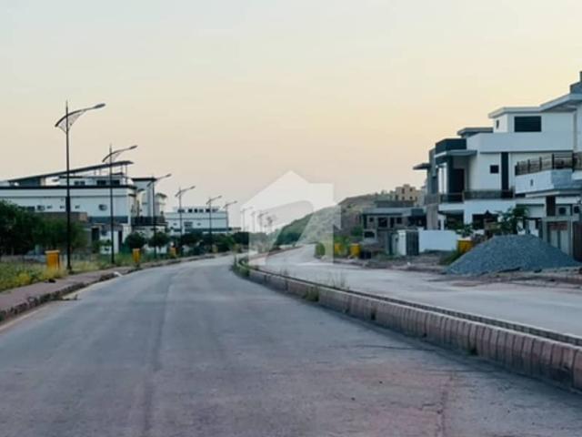 1 Kanal LOP approved for sale with green area Direct Deal