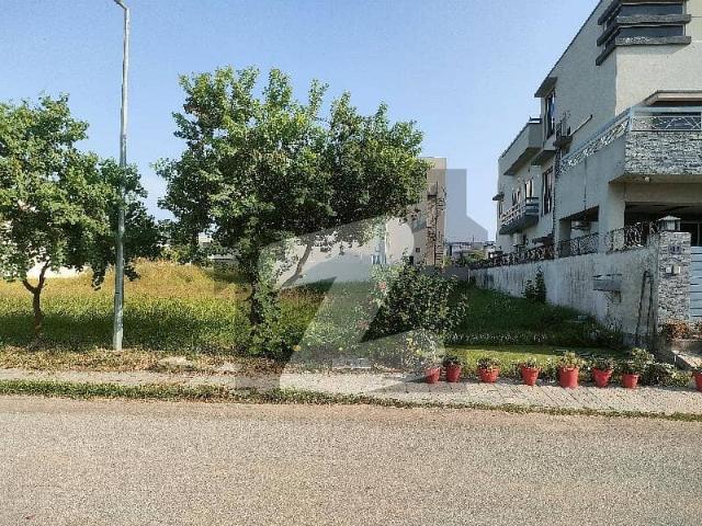 1 Kanal Pair Plot For Sale IN Sector A DHA Phase 5 Islamabad