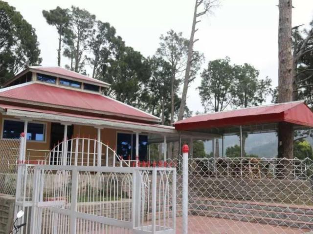 1 Kanal Pant house. For sale in Patriata demand 2 crore 25 lakh Karachi 100 Quarters ID 06344