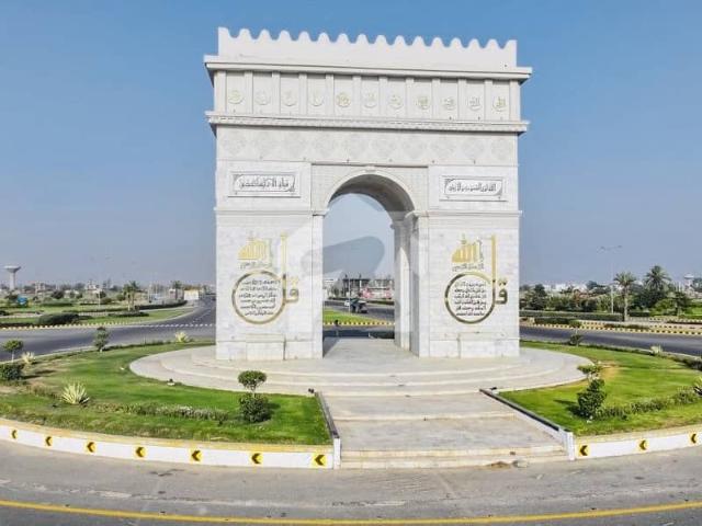 1 Kanal Park Facing Plot For Sale In DHA Multan Sector G Possesion &Amp  Developed Plot
