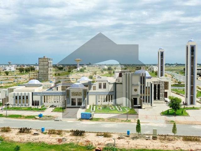 1 kanal plot available for sale on a good location