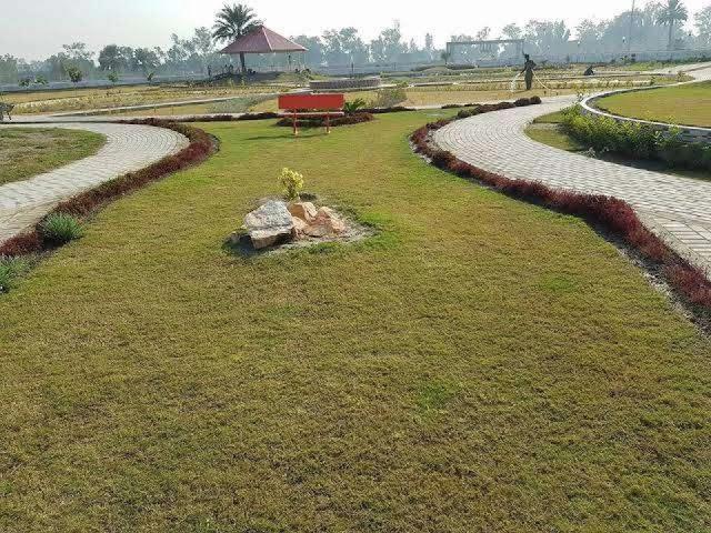 1 kanal plot available in Royal Homes Peshawar ID 09253