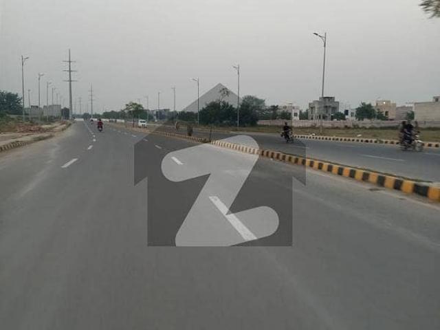 1 Kanal Plot For Sale Good Location Corner Facing Park