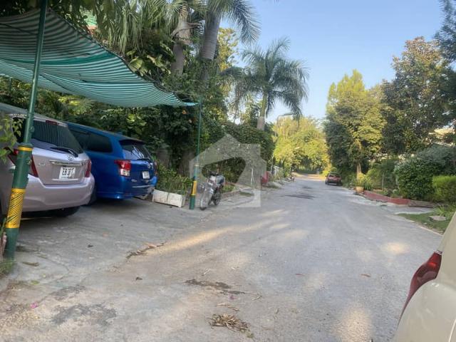 1 Kanal Plot For Sale In F 11 Islamabad