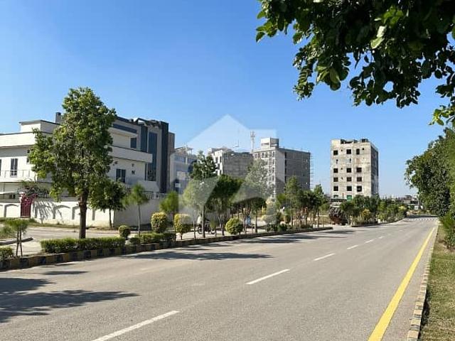 1 Kanal Plot For Sale In Top City 1